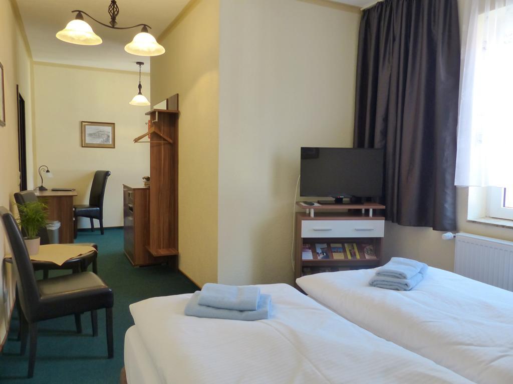 Hotel Friedchen Mit Eigener Fleischerei Artern Eksteriør billede